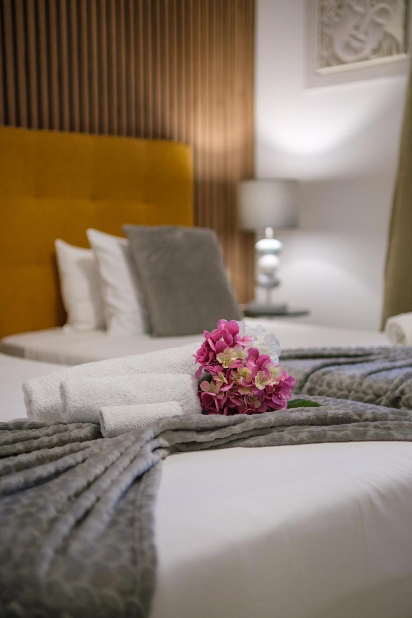 Areal De Santa Barbara Sea View Bed & Breakfast ฮิเบย์รา กรันเจ ภายนอก รูปภาพ